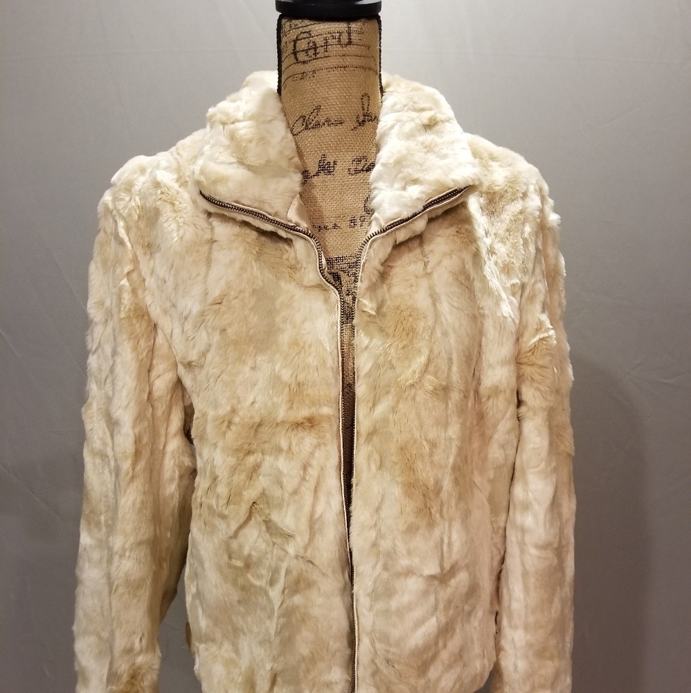 NWT Kristen Blake Faux Fur Blazer